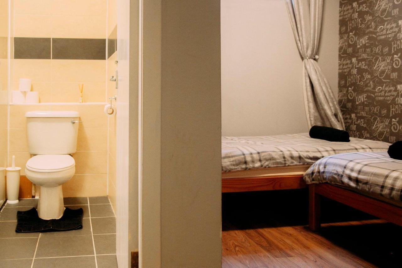 Edinburgh Backpackers - Over 18S Only Ngoại thất bức ảnh