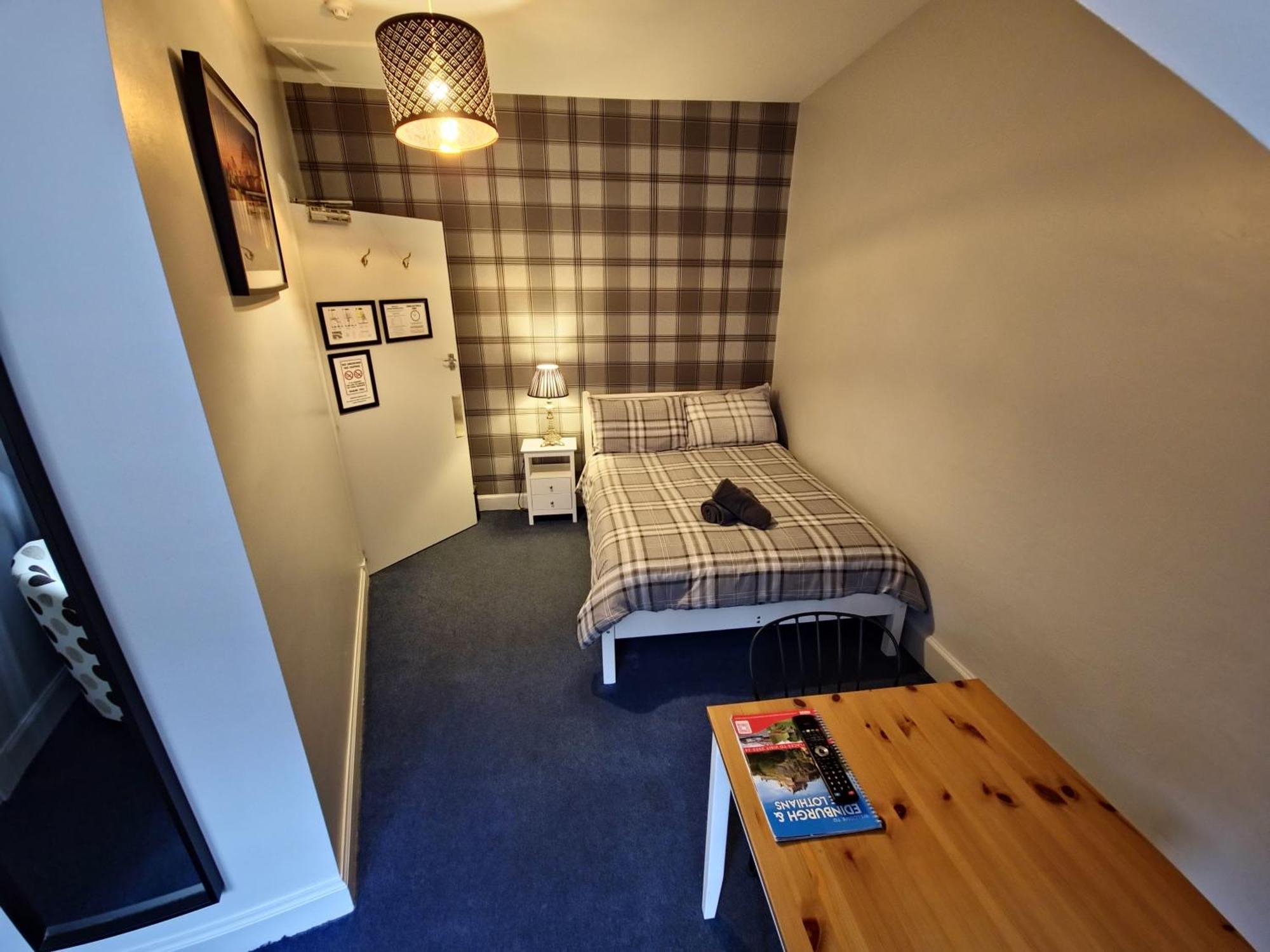 Edinburgh Backpackers - Over 18S Only Ngoại thất bức ảnh